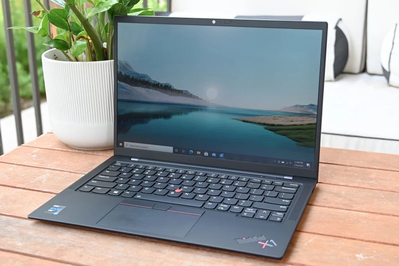 5. Lenovo ThinkPad X1 Carbon Gen 9.