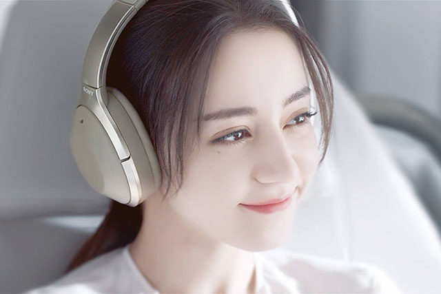 Điểm danh 5 thói quen phổ biến gây hại cho sức khoẻ khi đeo tai nghe thường xuyên