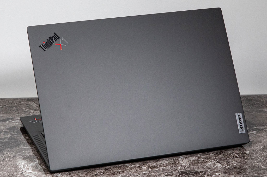 Điểm danh 13 laptop đáng mua nhất năm 2022