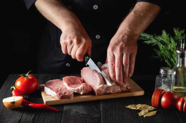 Thịt lợn nên thái ngang thớ hay dọc thớ là chuẩn? Bí quyết từ đầu bếp khiến nhiều người bất ngờ
