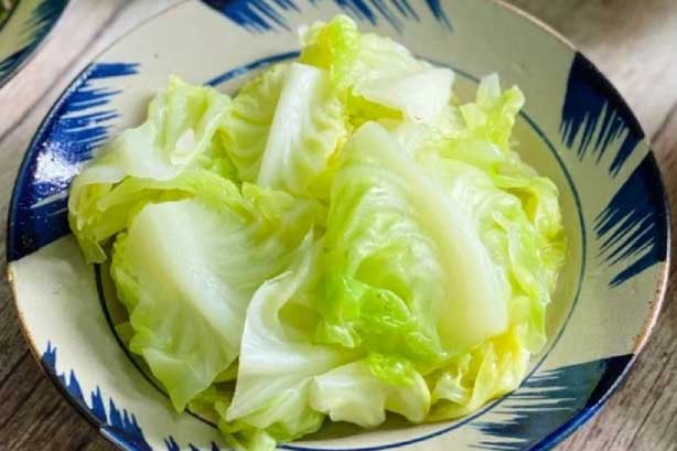 Rau bắp cải rất tốt nhưng lại cực độc với những nhóm người này