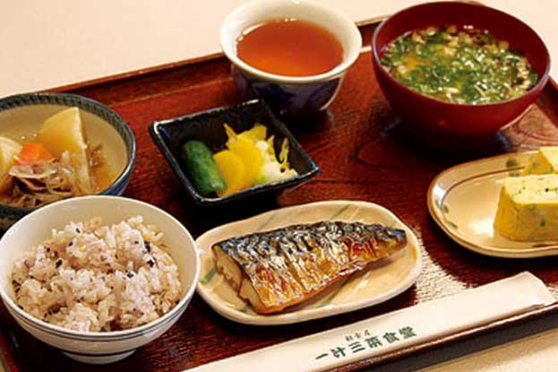 Bất ngờ với những thói quen ăn uống lành mạnh của các quốc gia trên thế giới