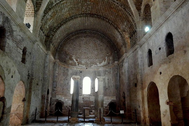 Tìm thấy mộ của 'ông già Noel'