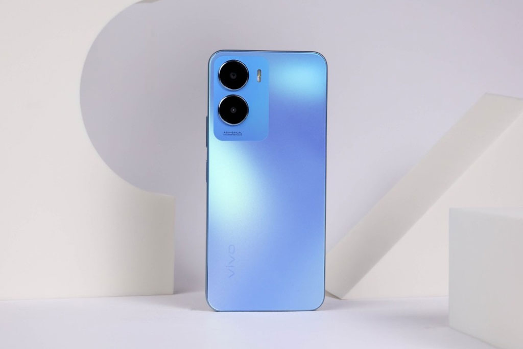 Ảnh chi tiết Vivo Y35 5G: RAM 8 GB, pin 5.000 mAh, giá 5 triệu đồng