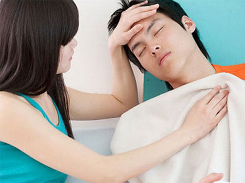 Khi bị sốt tuyệt đối không nên sử dụng những loại đồ uống này