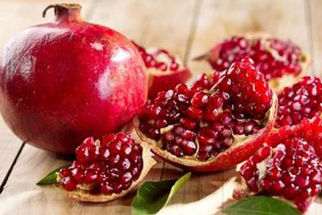 Ăn lựu tốt đủ đường vừa chống ung thư, vừa tăng cường sinh lý nhưng một số người nên tránh xa