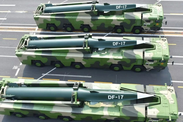 Mỹ quan tâm tới tên lửa siêu thanh DF-17 của Trung Quốc