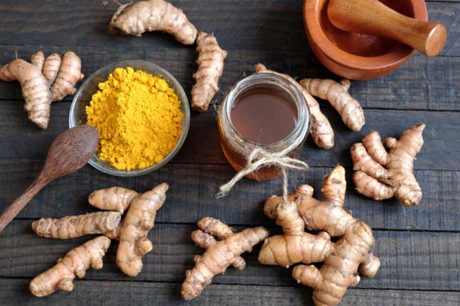 Cách uống tinh bột nghệ giảm cân dưỡng da, chị em muốn đẹp nên biết