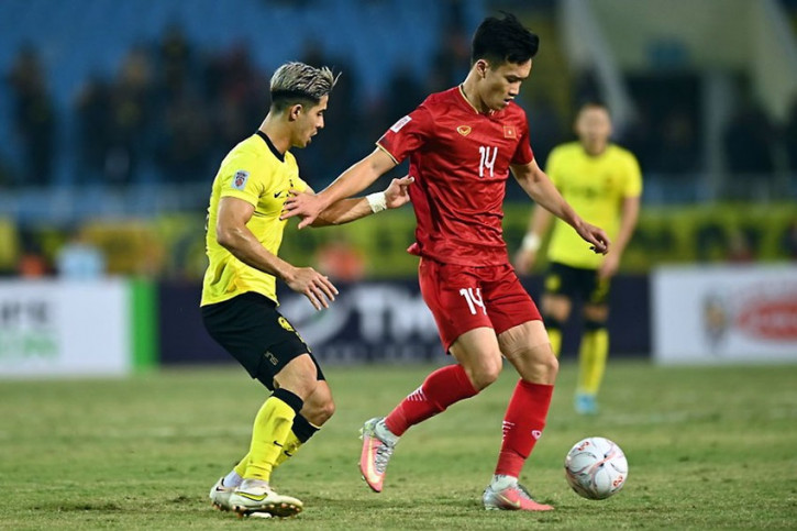 Tiền vệ ĐT Việt Nam nguy cơ bị treo giò ở trận gặp Myanmar