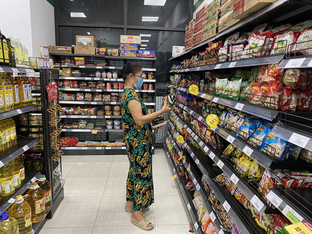 Tiếp tục giảm thuế VAT 2%: Mũi tên trúng nhiều đích