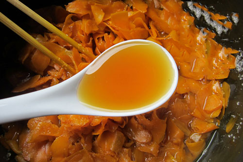 Dùng 5 giọt này trước khi ngủ da trắng cực nhanh mà chị em chưa biết