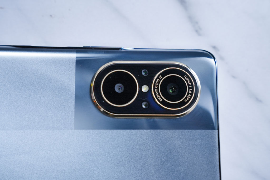 Smartphone 5G, RAM 8 GB, sạc 66W, màn hình 90Hz, giá gần 7 triệu đồng