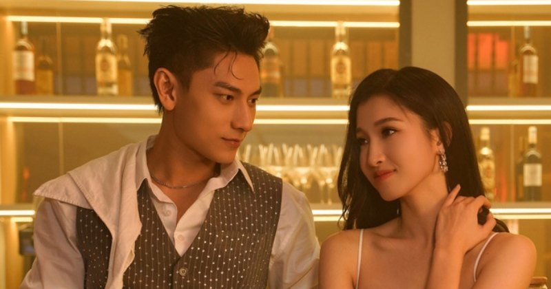 'Vượt Qua Everest' của Isaac cùng lúc vào top trending của YouTube và TikTok