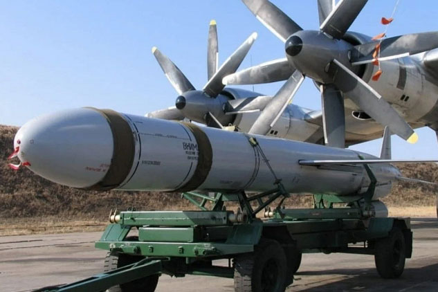 Nga sử dụng vũ khí Ukraine để tấn công lại Ukraine?