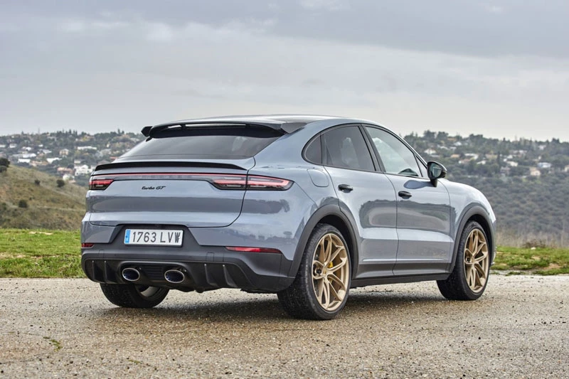 2. Porsche Cayenne Turbo GT.