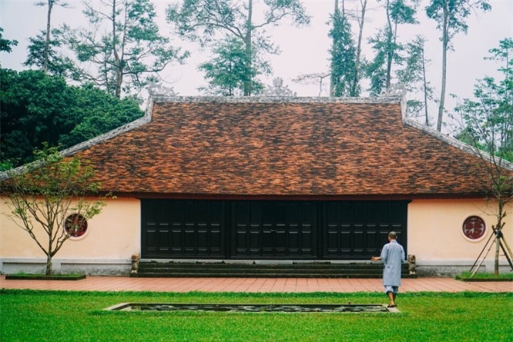 Dạo chơi khám phá ‘lời nguyền’ tình duyên ở ngôi chùa cổ linh thiêng nhất xứ Huế - 4