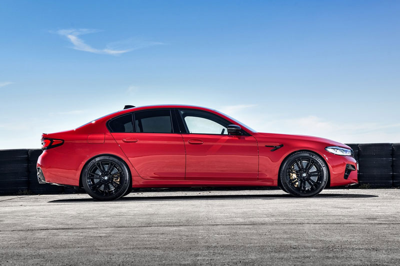 Top 10 xe sedan &#x111;&#x1EDD;i 2023 t&#x103;ng t&#x1ED1;c nhanh nh&#x1EA5;t