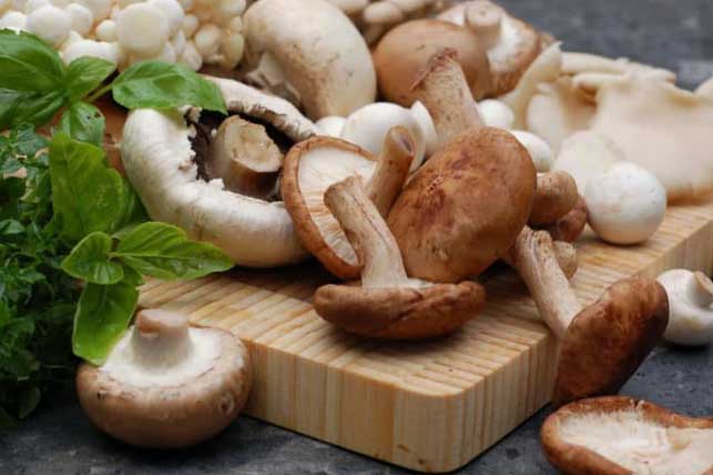 Nấm thơm ngon và rất bổ nhưng đây là kiểu ăn cực độc, chớ dại mà làm theo