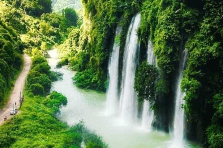 ‘Tiên cảnh’ dưới chân thác Mưa Rơi hớp hồn du khách khi đến Thái Nguyên