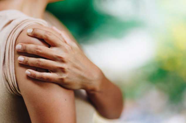 Tay chân xuất hiện 3 dấu hiệu bất thường chứng tỏ phổi của bạn đang gặp vấn đề, điều cuối cùng ít ai ngờ