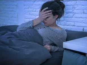 Thường xuyên thức giấc vào 2 khung giờ này ban đêm: Gan đang kêu cứu mà chẳng ai hay