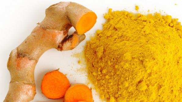 Dùng nước nghệ theo cách này da trẻ như gái 20