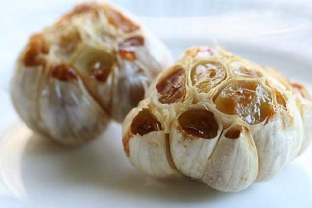 Mỗi ngày ăn 6 tép tỏi nướng, điều kỳ diệu sẽ xảy đến với cơ thể của bạn