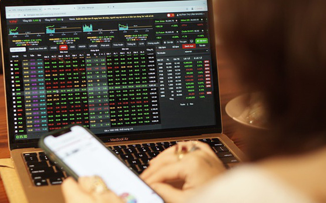 Lựa chọn kênh đầu tư nào trong năm 2023?