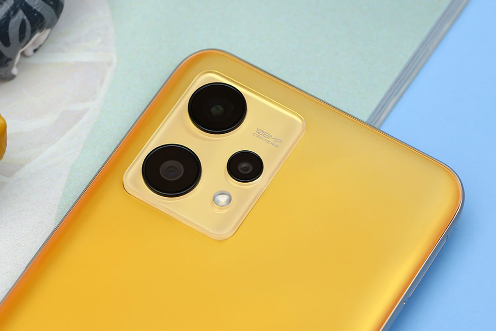 Bảng giá điện thoại Realme tháng 1/2023: Giảm giá mạnh, thêm sản phẩm mới