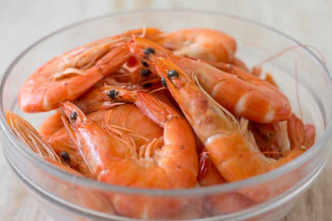 Tôm bổ dưỡng, giàu canxi nhưng 5 nhóm người này không nên ăn để tránh rủi ro