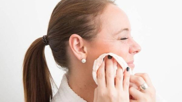 8 thói quen buổi tối giúp bạn sở hữu làn da "vạn người mê"