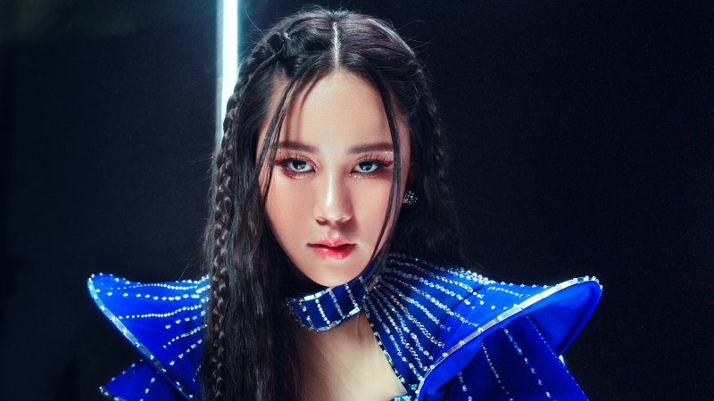 Hoa hậu Bella Vũ trở lại đường đua âm nhạc sau khi trao lại vương miện