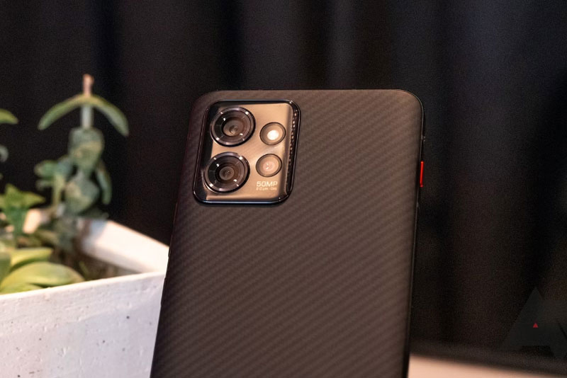 Smartphone ‘nồi đồng cối đá’, cấu hình ‘siêu khủng’, sạc 68W