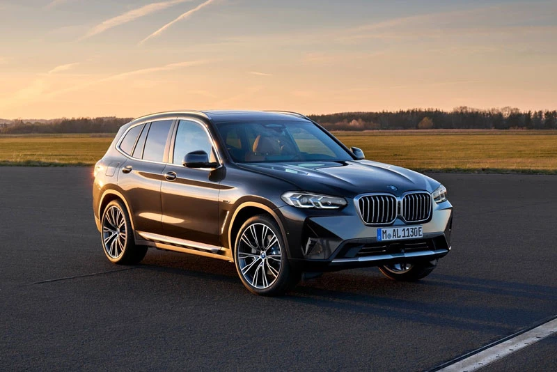 BMW X3.