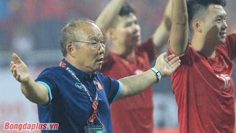 HLV Park Hang Seo vượt Calisto, vĩ đại nhất ĐT Việt Nam
