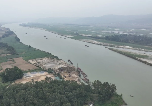 UBND tỉnh Nghệ An đã vào cuộc quyết liệt nhằm chấn chỉnh hoạt động khai thác khoáng sản trái phép, vượt công suất cho phép trên địa bàn.