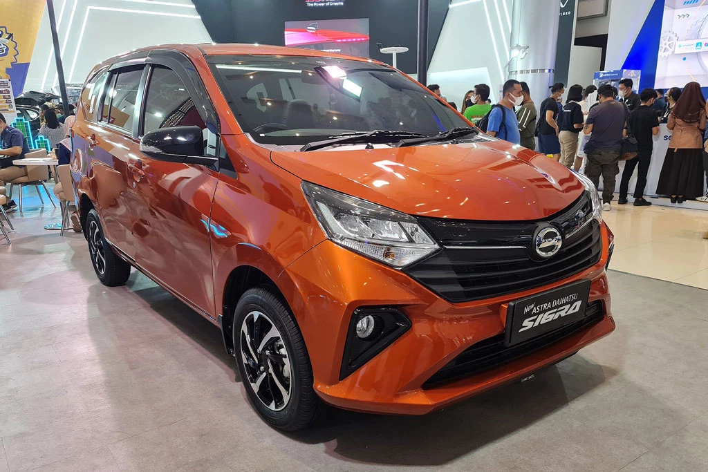 4. Daihatsu Sigra (doanh số: 44.692 chiếc).