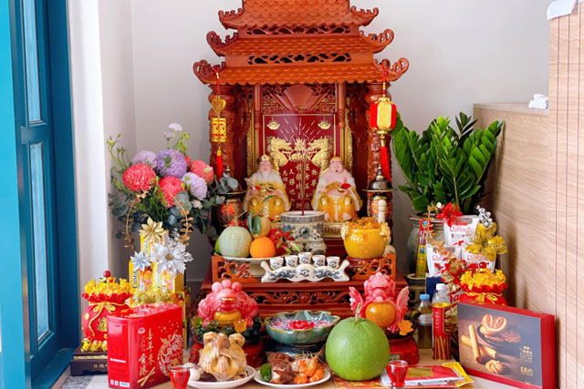 Đặt tỏi lên ban thờ Thần Tài theo cách này: Chiêu tài đón lộc, điềm dữ hóa lành, tiền bạc đổ về tíu tít