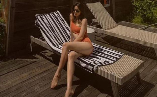 Bà mẹ 3 con Hà Tăng tự tin diện bikini khoe dáng cực nuột tại Úc