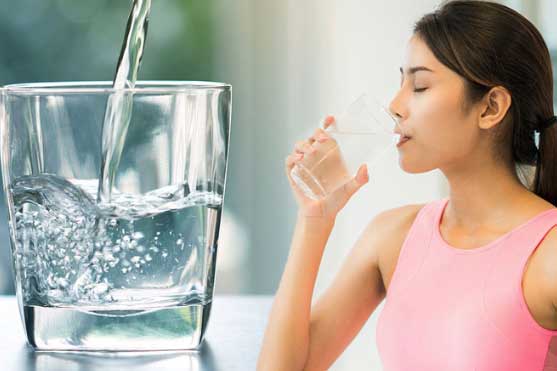 5 kiểu uống nước gây hại gan thận của bạn, dừng ngay trước khi quá muộn