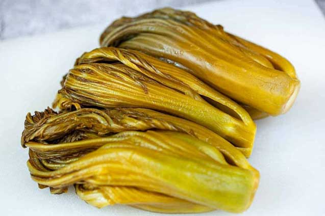 Tủ lạnh nhà nào cũng có 3 món này, vứt ngay đi kẻo rước K vào người