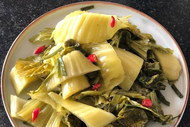 Lưu ý khi ăn dưa muối