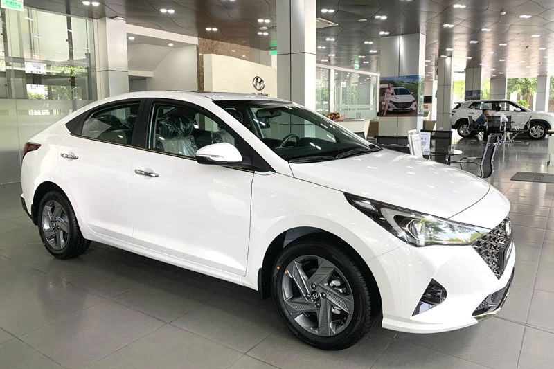 1. Hyundai Accent (doanh số: 2.929 chiếc).