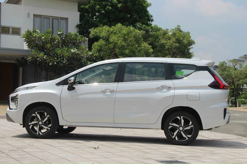 7. Mitsubishi Xpander (doanh số: 1.856 chiếc).