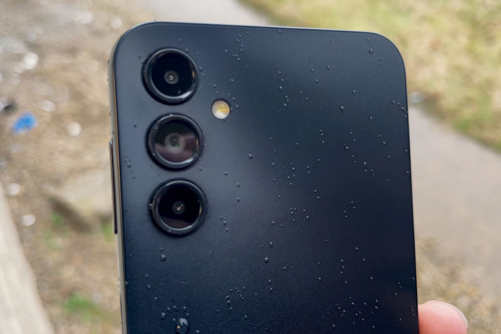 Ảnh chi tiết Samsung Galaxy A14 5G vừa lên kệ tại Việt Nam, giá 5,19 triệu đồng