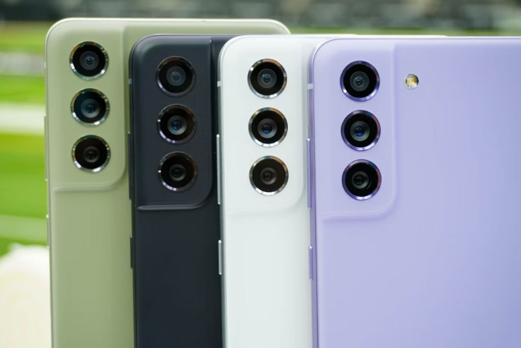 Samsung Galaxy S21 FE 5G giảm giá 6 triệu đồng tại Việt Nam