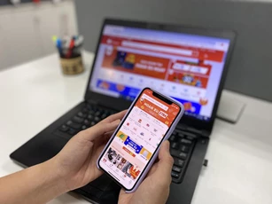 Người tiêu dùng tăng mua sắm Tết qua kênh online