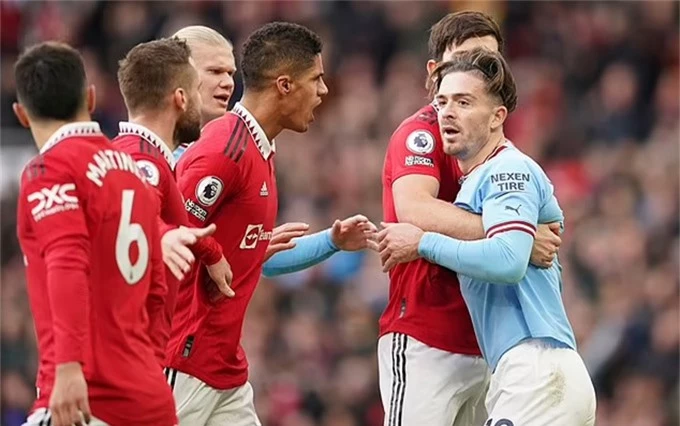 Trận derby Manchester đã kết thúc trong bầu không khí rất căng thẳng