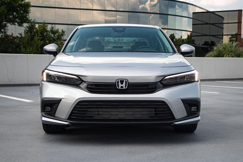 Top 10 xe hơi cỡ nhỏ tốt nhất năm 2023: Honda Civic đứng thứ 2