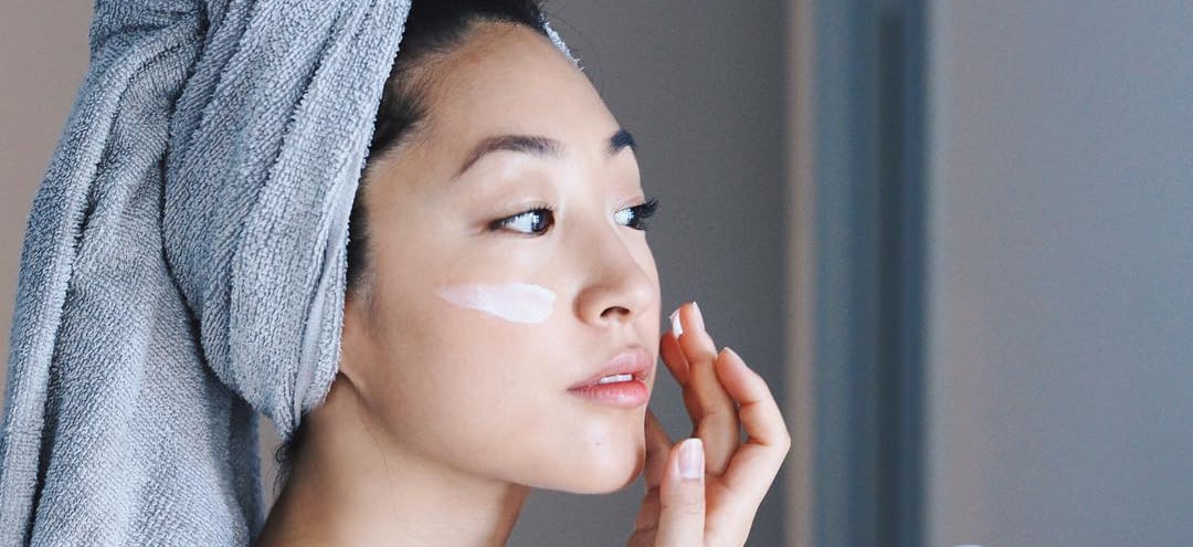 Cách chăm sóc da mụn hiệu quả trong mùa đông